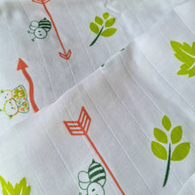 Load image into Gallery viewer, Garden Love-Muslin Cotton Thottil
